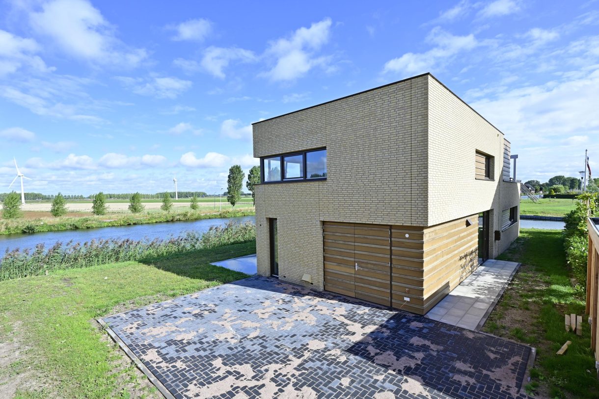 Te koop: Foto Woonhuis aan de Spiegelkade 5 in Leimuiden