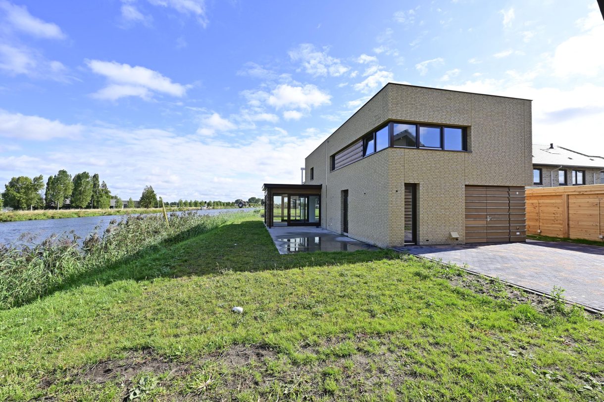 Te koop: Foto Woonhuis aan de Spiegelkade 5 in Leimuiden