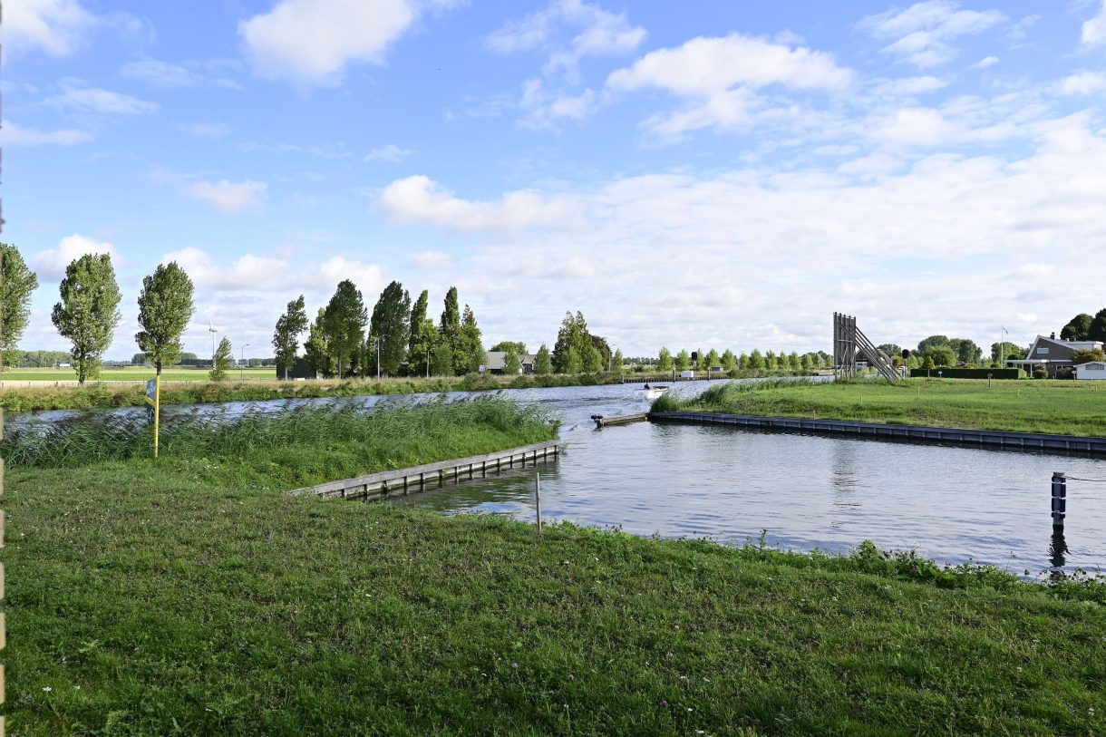 Te koop: Foto Woonhuis aan de Spiegelkade 5 in Leimuiden