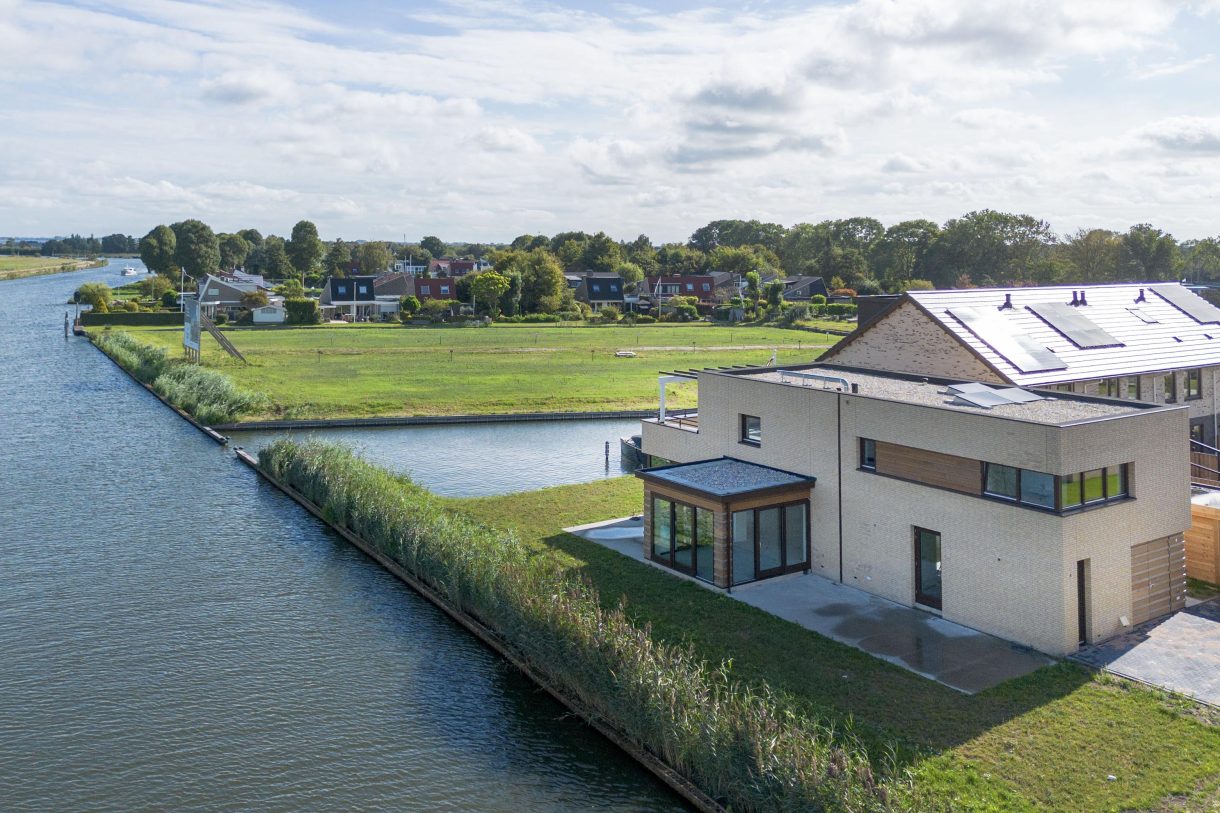 Te koop: Foto Woonhuis aan de Spiegelkade 5 in Leimuiden