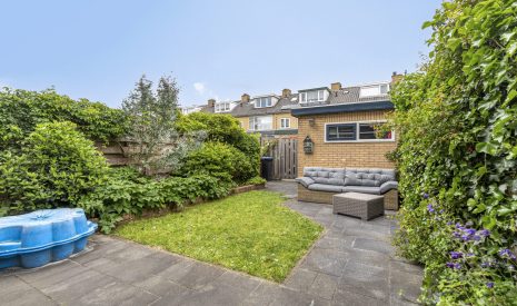 Te koop: Foto Woonhuis aan de Jacques Perkplantsoen 10 in Hazerswoude-Rijndijk
