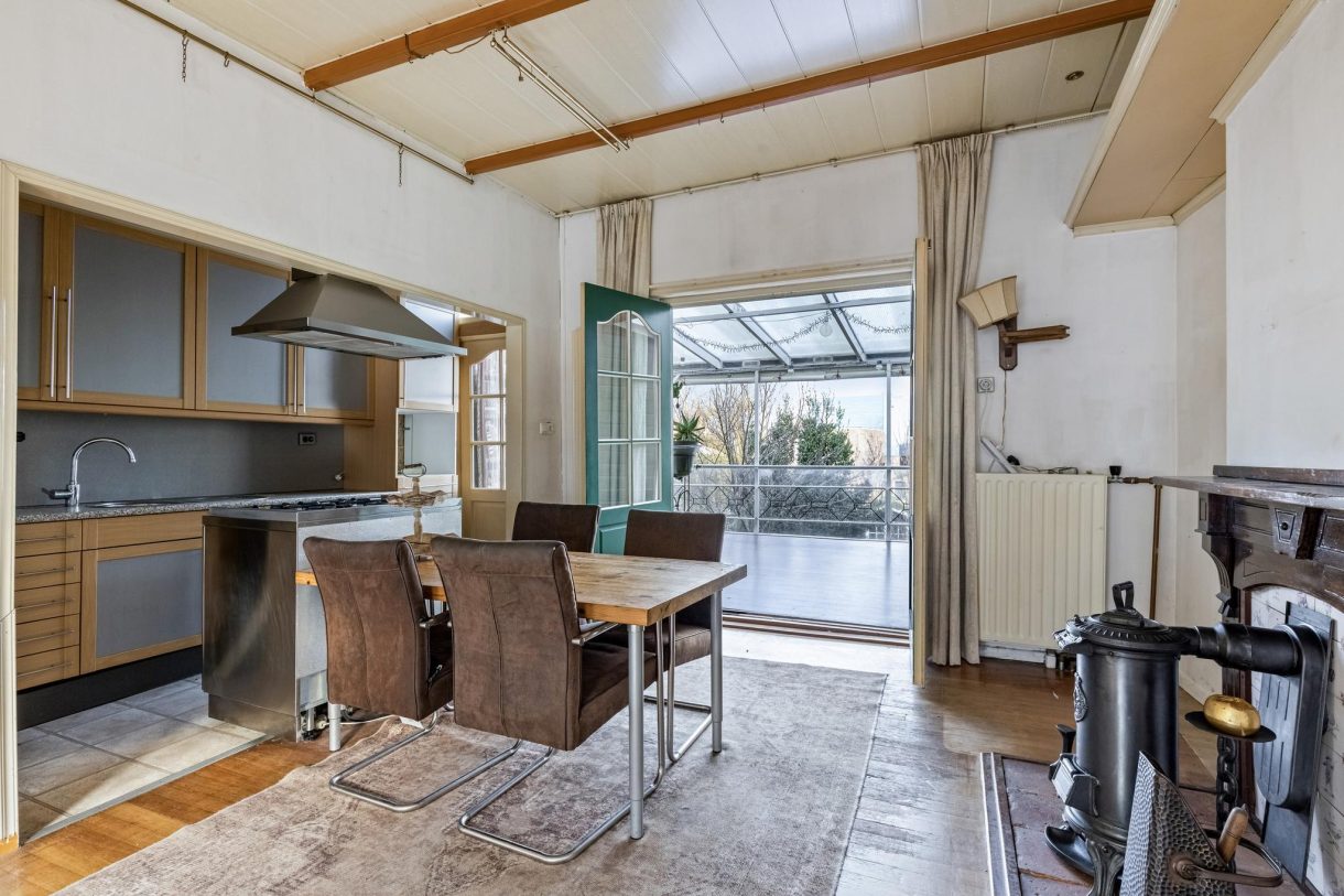 Te koop: Foto Woonhuis aan de Zuiddijk 333 in Zaandam