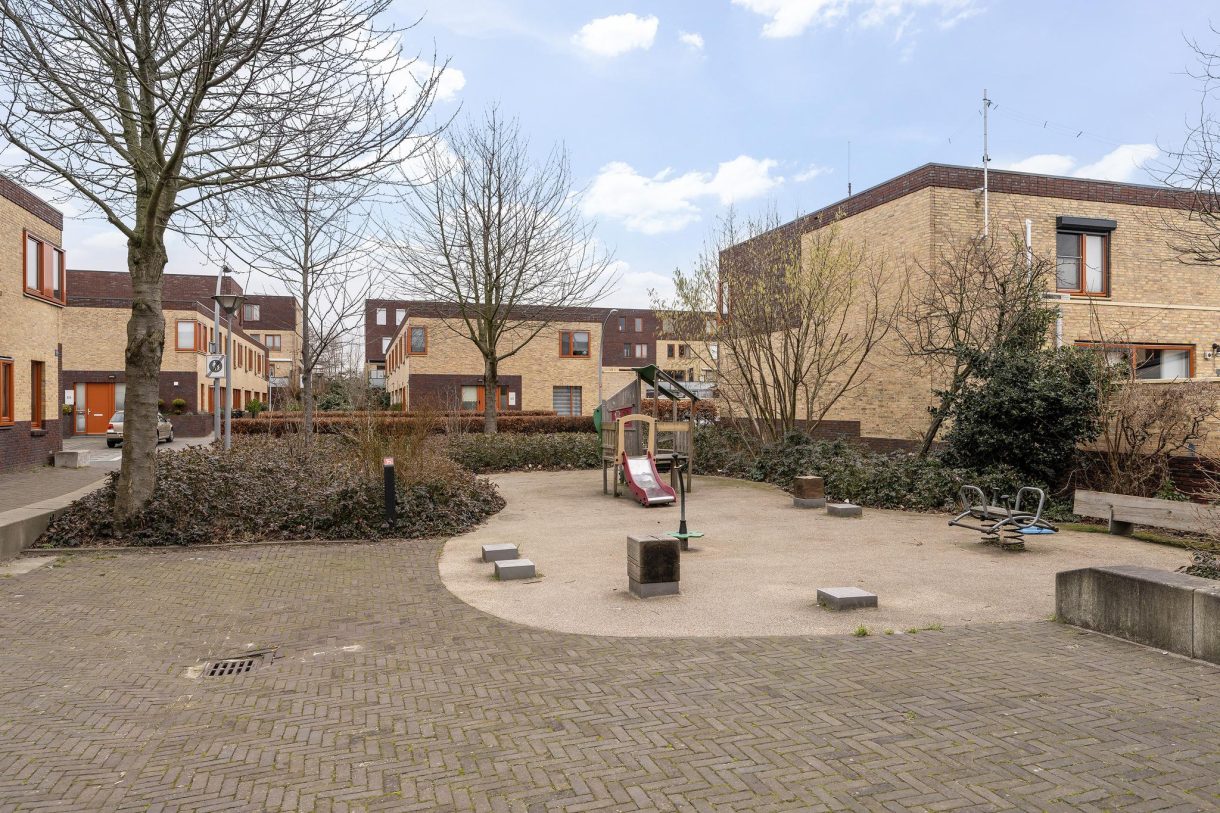 Te koop: Foto Woonhuis aan de Schimmelpenninckstraat 23 in Vlaardingen