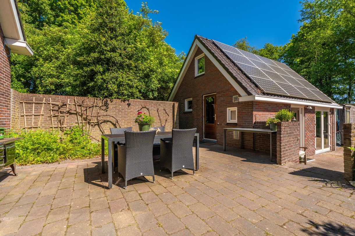 Te koop: Foto Woonhuis aan de Langewijk 6 in Froombosch