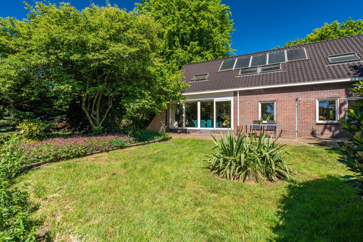 Te koop: Foto Woonhuis aan de Langewijk 6 in Froombosch