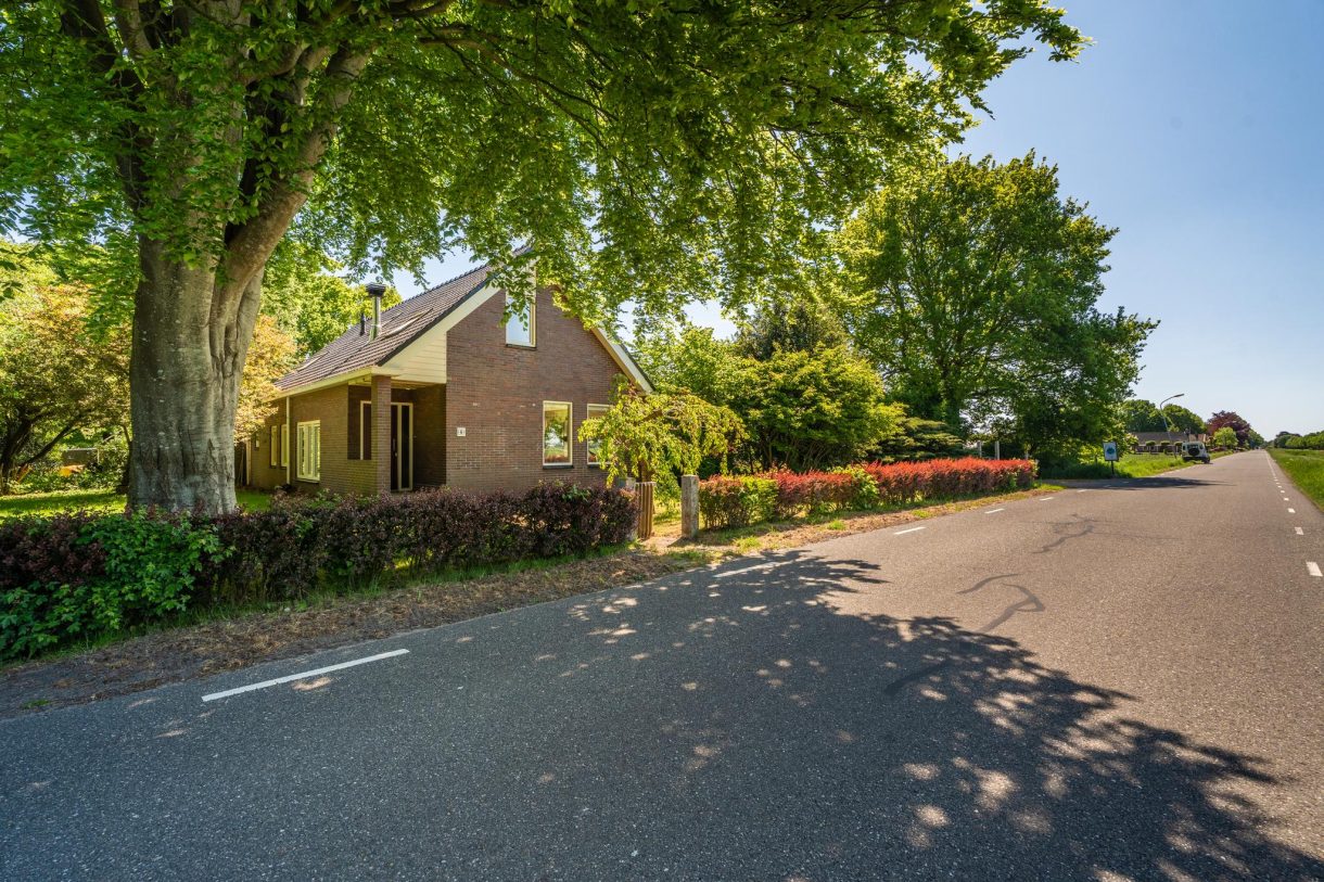 Te koop: Foto Woonhuis aan de Langewijk 6 in Froombosch