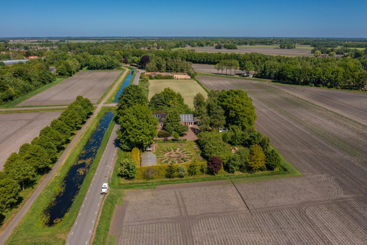 Te koop: Foto Woonhuis aan de Langewijk 6 in Froombosch