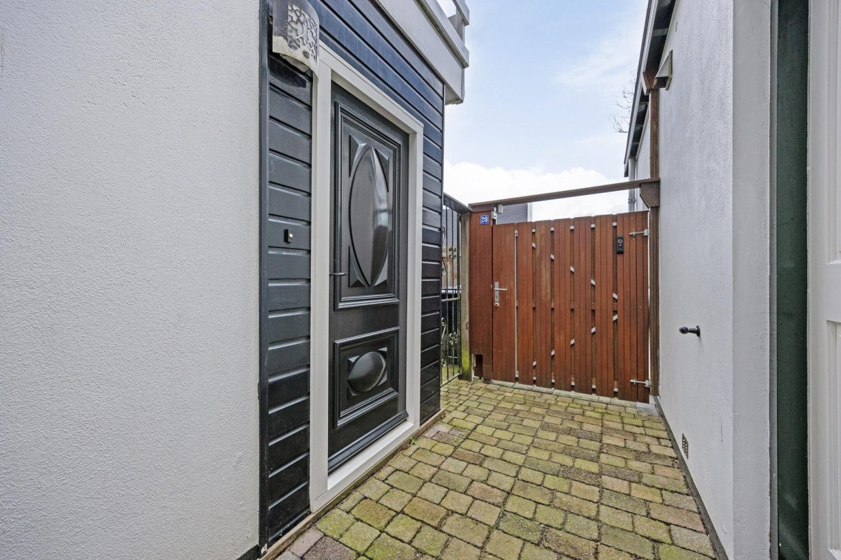 Te koop: Foto Woonhuis aan de Overtoom 22 in Westzaan