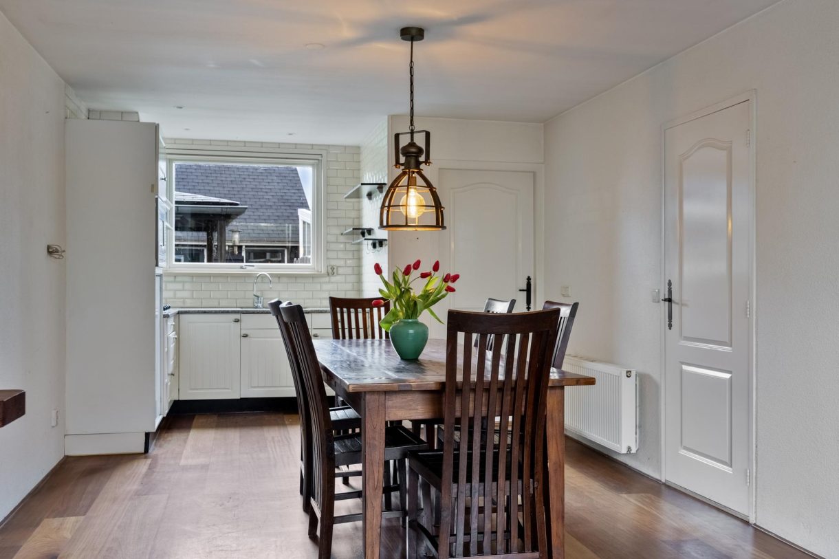 Te koop: Foto Woonhuis aan de Overtoom 22 in Westzaan