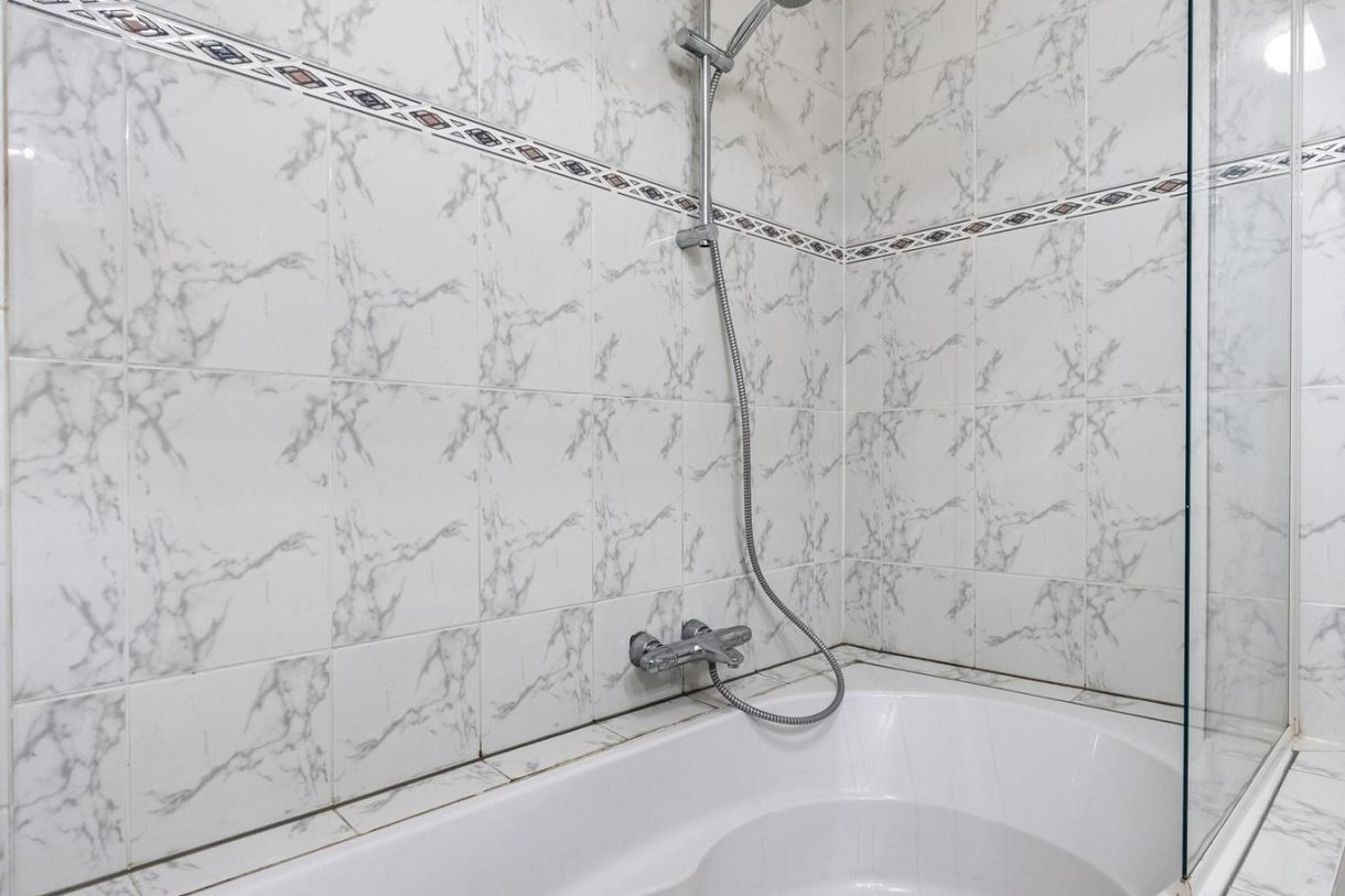 Te koop: Foto Woonhuis aan de Overtoom 22 in Westzaan