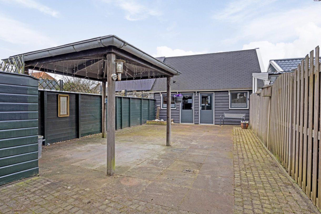 Te koop: Foto Woonhuis aan de Overtoom 22 in Westzaan