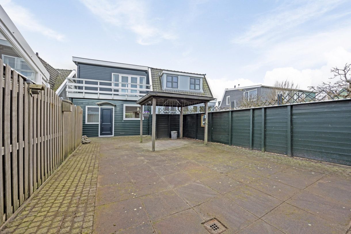 Te koop: Foto Woonhuis aan de Overtoom 22 in Westzaan