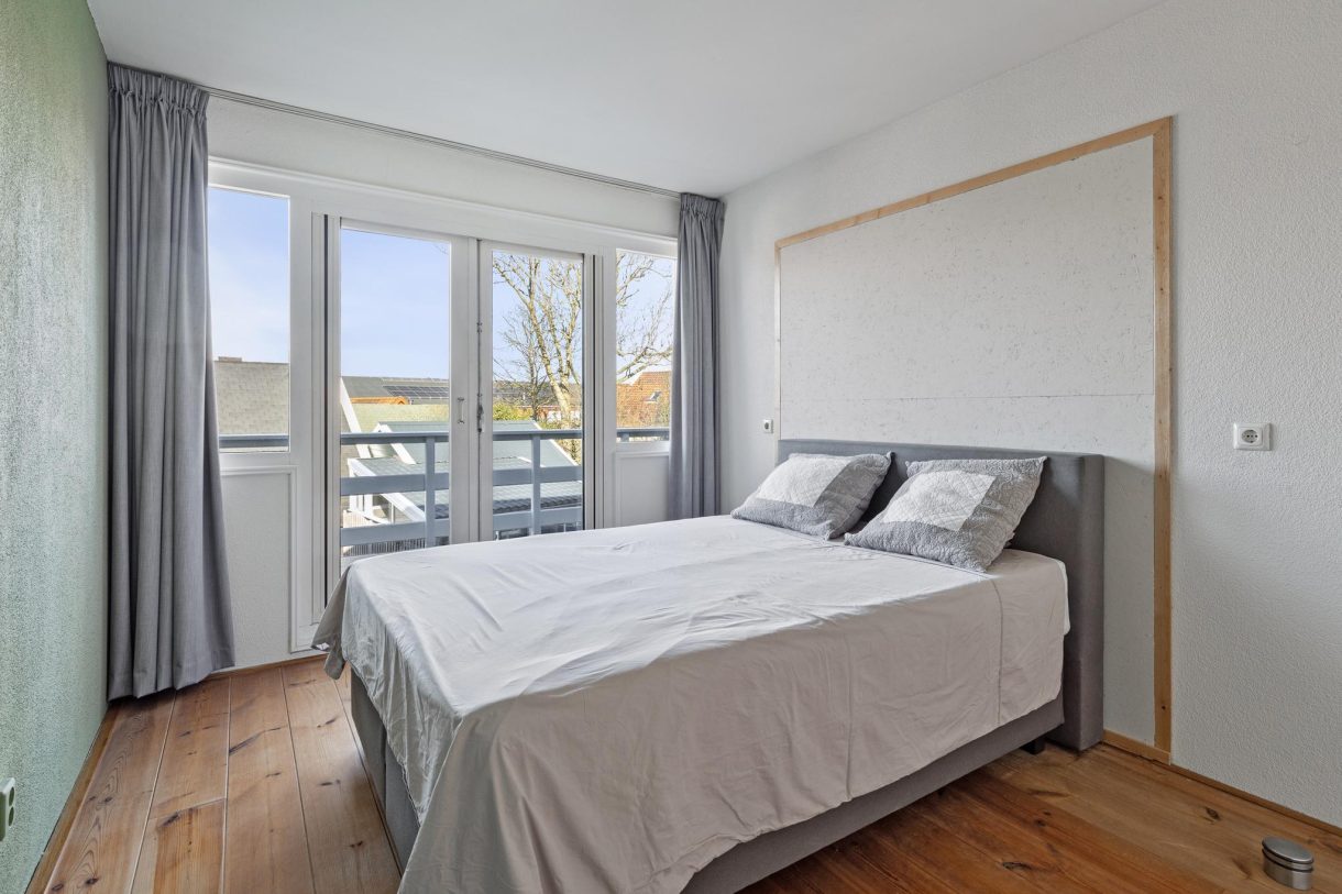 Te koop: Foto Woonhuis aan de Overtoom 22 in Westzaan