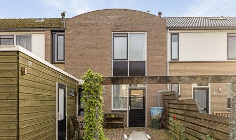 koop  Aalten  Saturnus 28 – Hoofdfoto