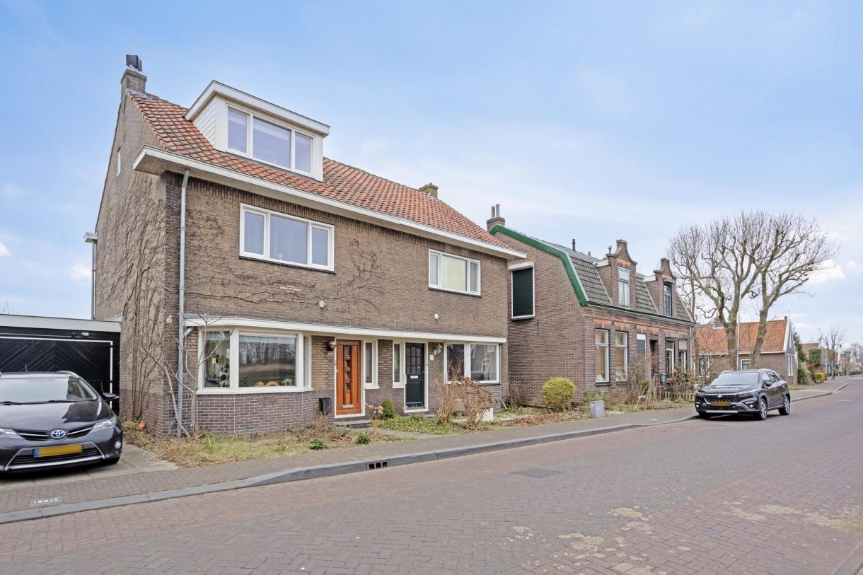 Te koop: Foto Woonhuis aan de J.J. Allanstraat 253 in Westzaan