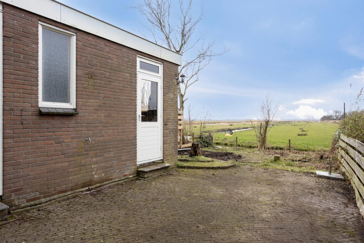 Te koop: Foto Woonhuis aan de J.J. Allanstraat 253 in Westzaan