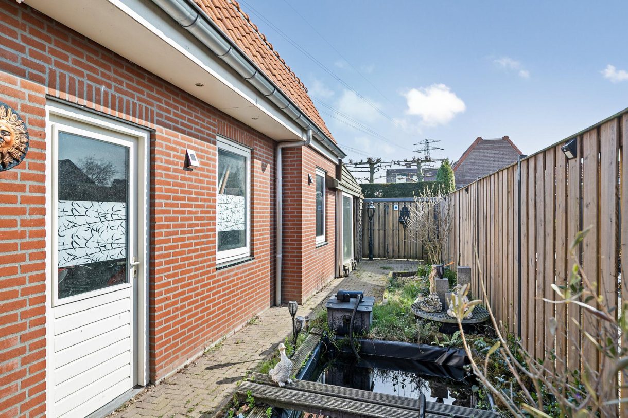 Te koop: Foto Woonhuis aan de Prof. Titus Brandsmastraat 9 in Best