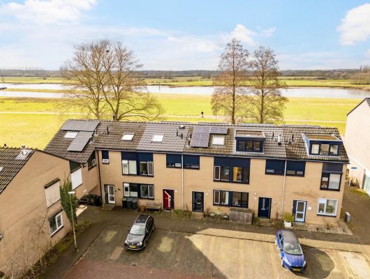 Hoofdfoto van Zutphen De Waarden 198