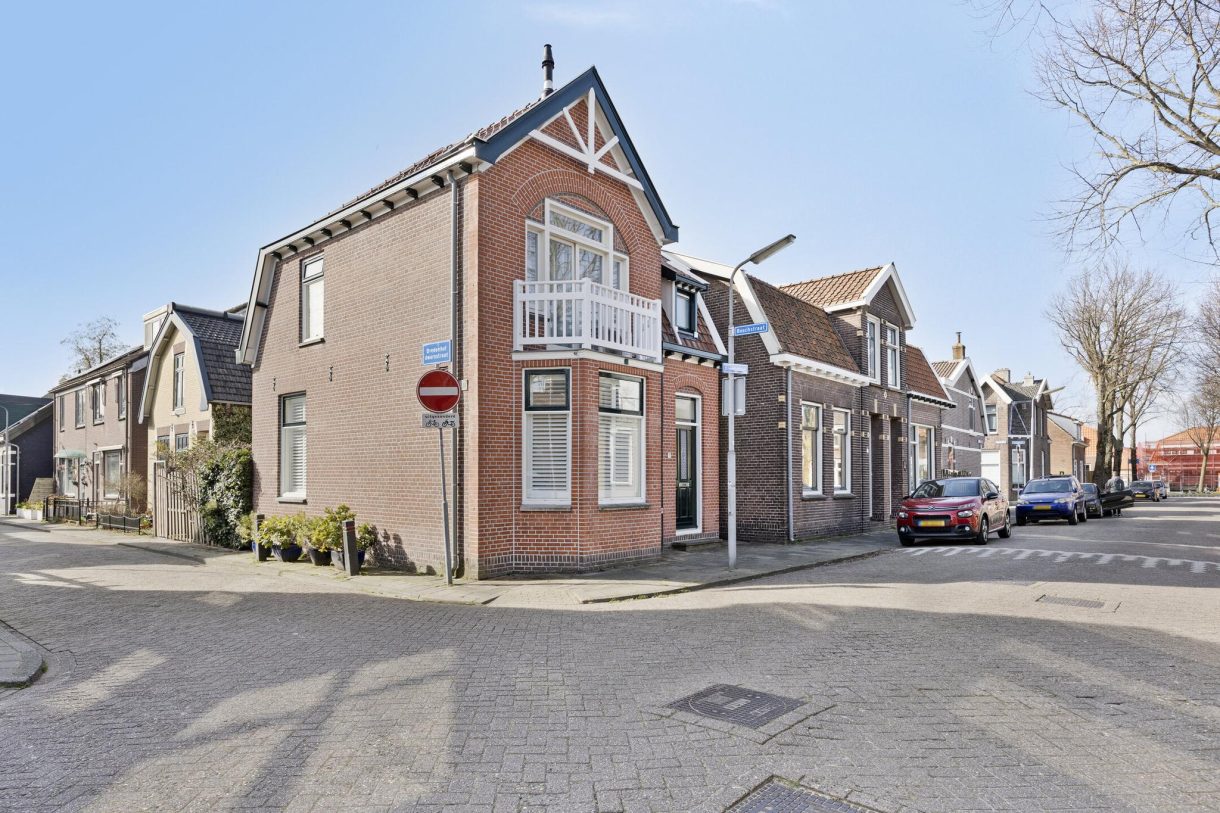 Te koop: Foto Woonhuis aan de Bredenhofstraat 7 in Zaandijk