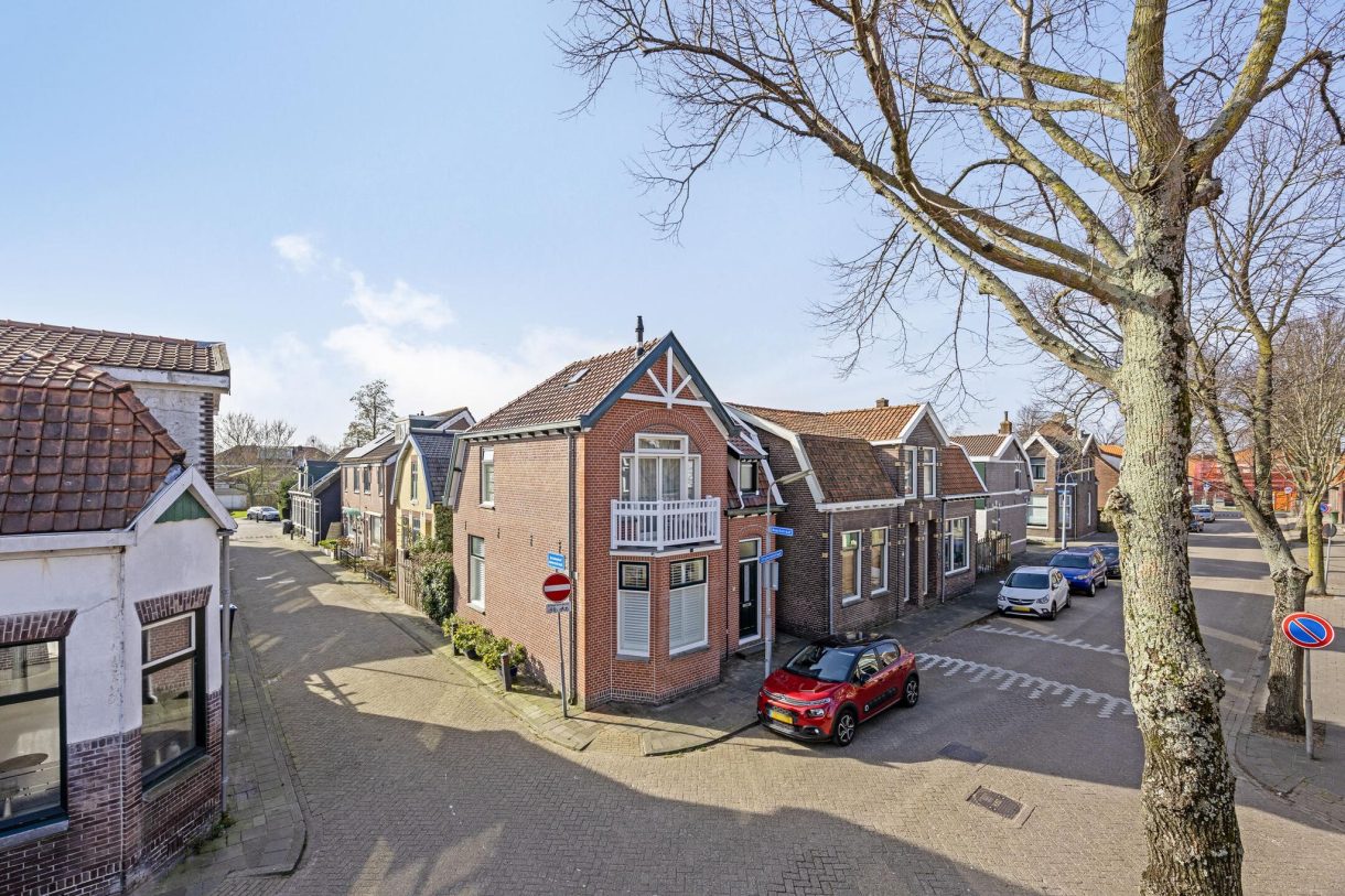 Te koop: Foto Woonhuis aan de Bredenhofstraat 7 in Zaandijk