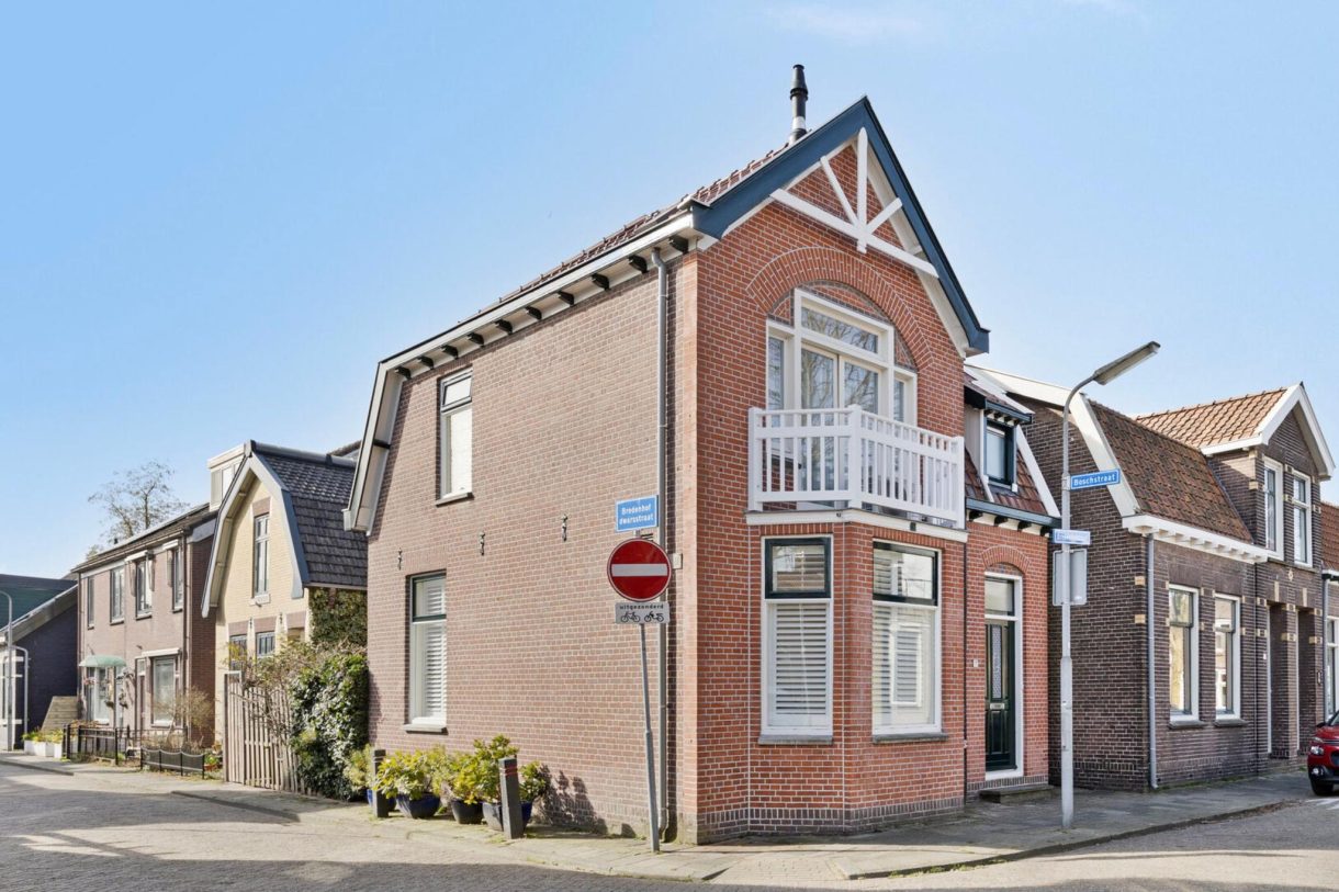 Te koop: Foto Woonhuis aan de Bredenhofstraat 7 in Zaandijk