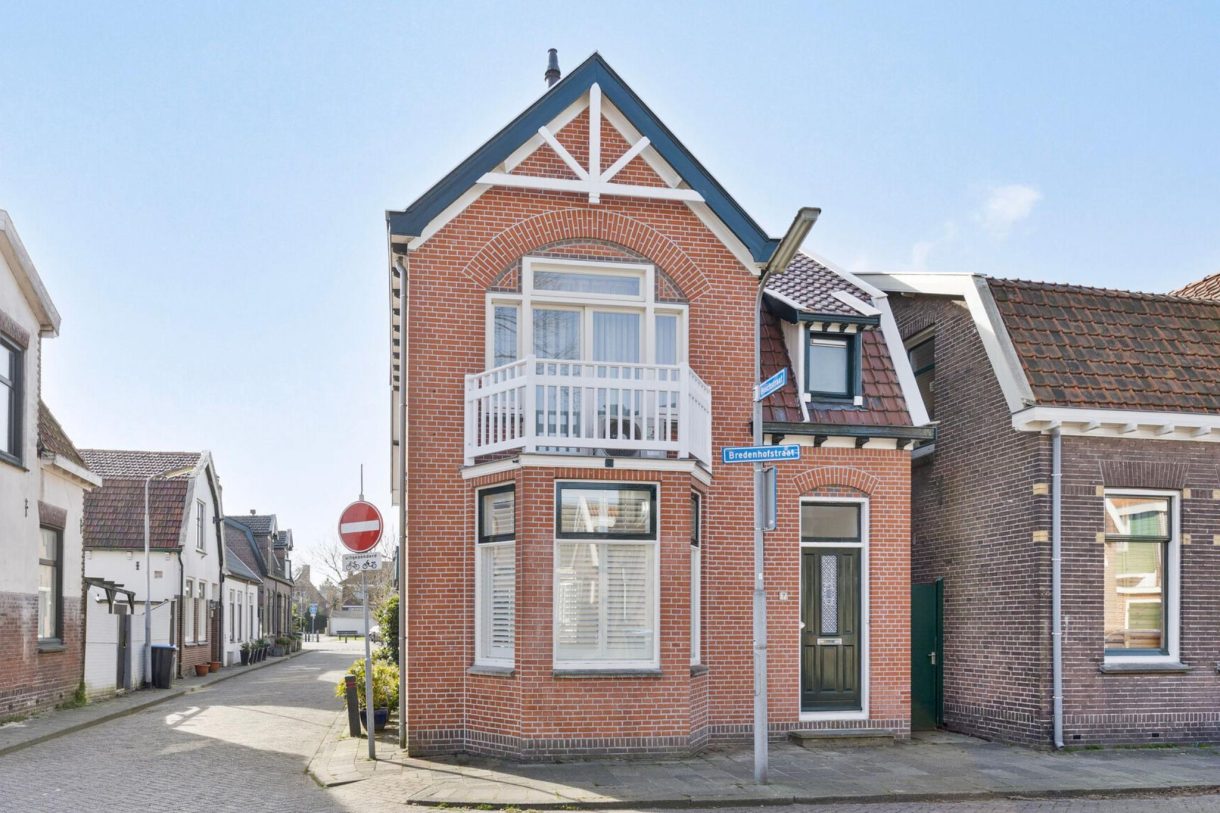 Te koop: Foto Woonhuis aan de Bredenhofstraat 7 in Zaandijk