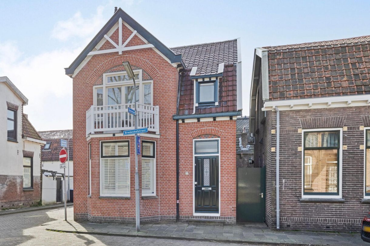 Te koop: Foto Woonhuis aan de Bredenhofstraat 7 in Zaandijk