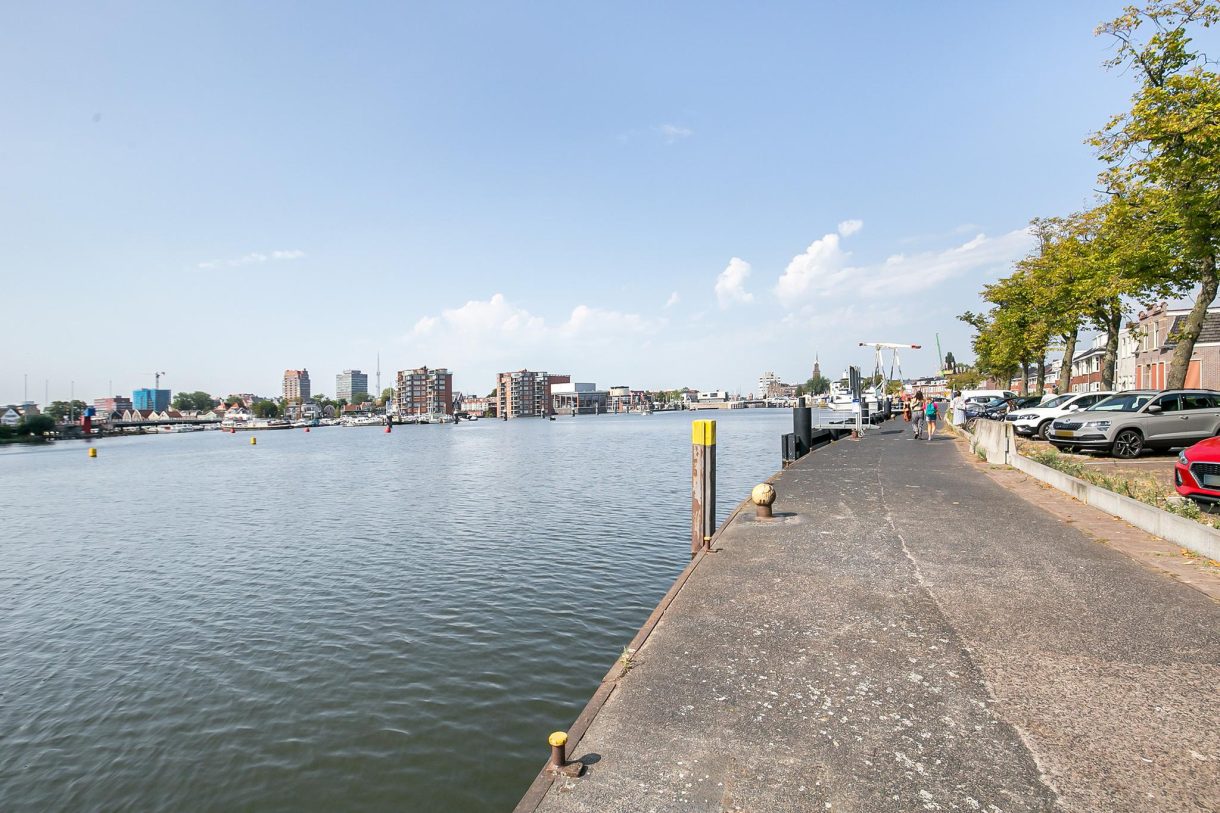 Te koop: Foto Woonhuis aan de Pieter Pauwstraat 44 in Zaandam