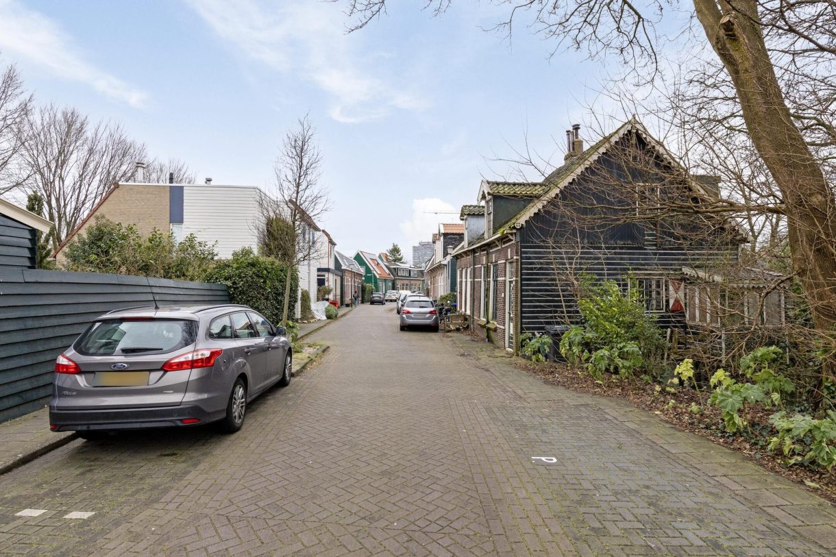 Te koop: Foto Woonhuis aan de Westzanerdijk 77 in Zaandam