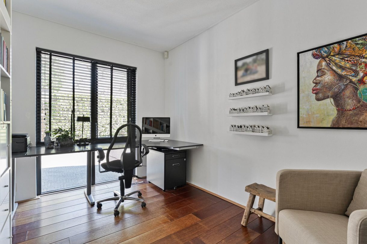 Te koop: Foto Woonhuis aan de Het Lage Holt 10 in Hoogeveen