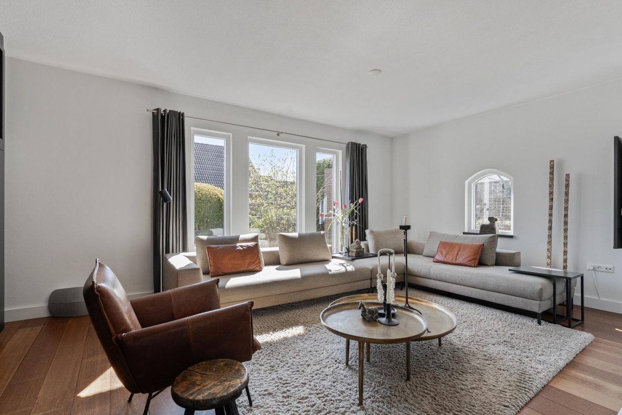 Te koop: Foto Woonhuis aan de Het Lage Holt 10 in Hoogeveen