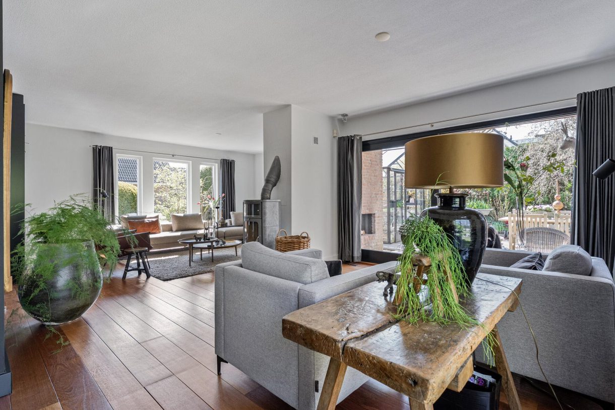 Te koop: Foto Woonhuis aan de Het Lage Holt 10 in Hoogeveen