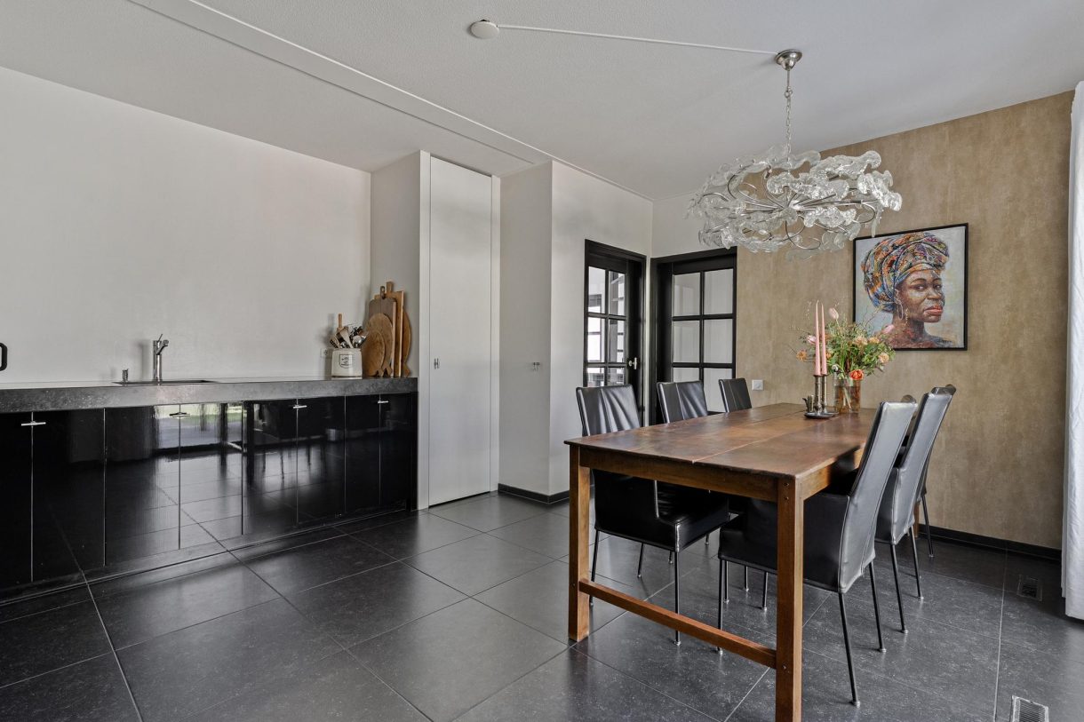 Te koop: Foto Woonhuis aan de Het Lage Holt 10 in Hoogeveen