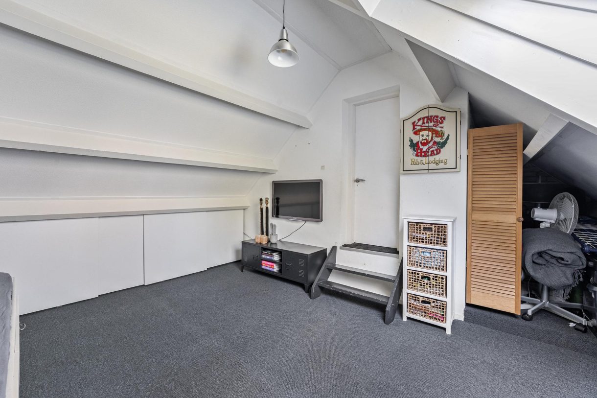 Te koop: Foto Woonhuis aan de Het Lage Holt 10 in Hoogeveen