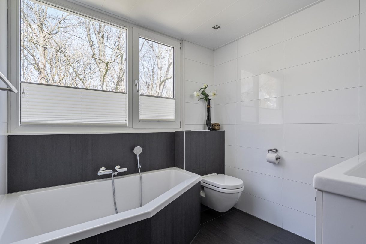 Te koop: Foto Woonhuis aan de Het Lage Holt 10 in Hoogeveen