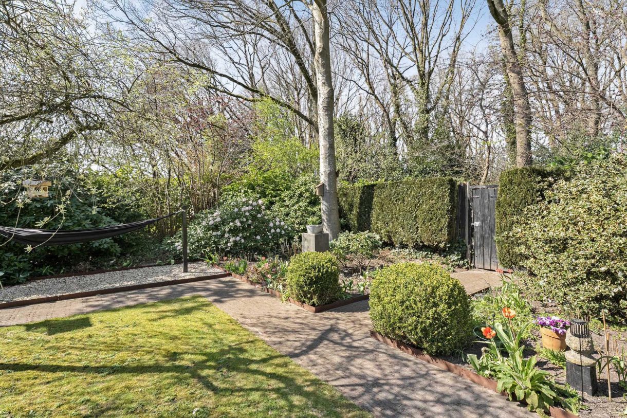 Te koop: Foto Woonhuis aan de Het Lage Holt 10 in Hoogeveen