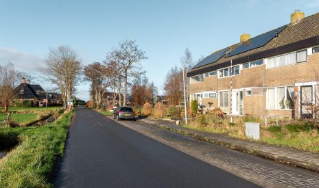 Te koop: Foto Woonhuis aan de Eesterweg 27 in Doezum