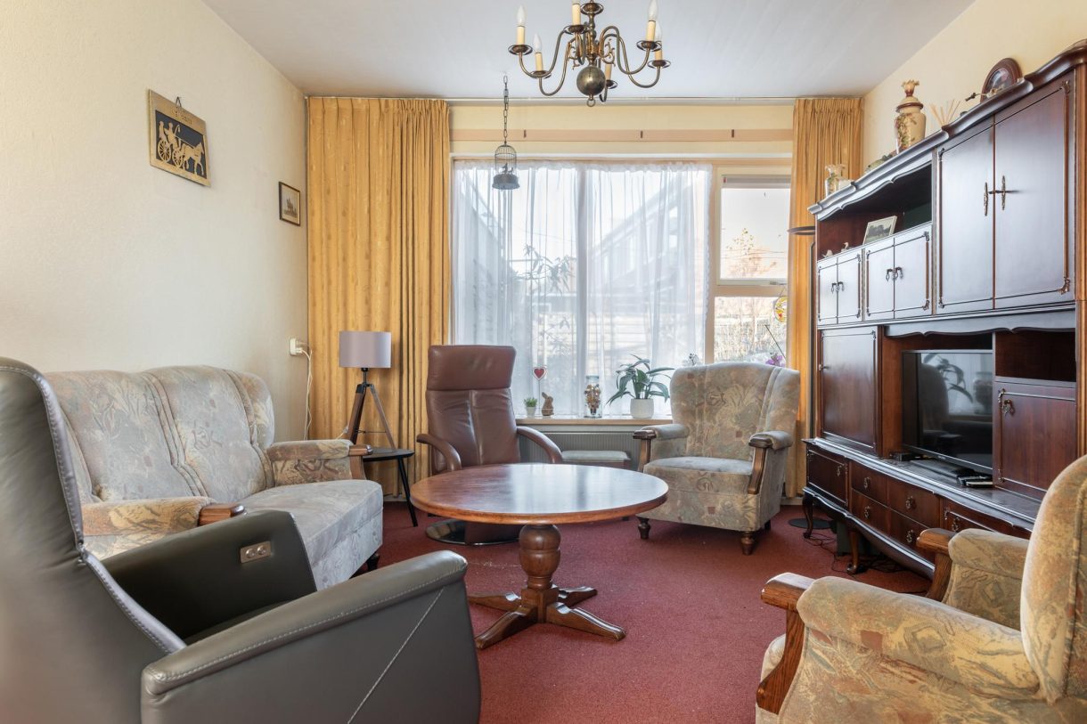 Te koop: Foto Woonhuis aan de Eesterweg 27 in Doezum