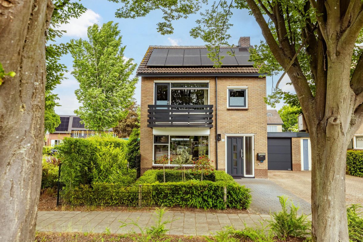 Te koop: Foto Woonhuis aan de Buizerdstraat 1 in Brummen