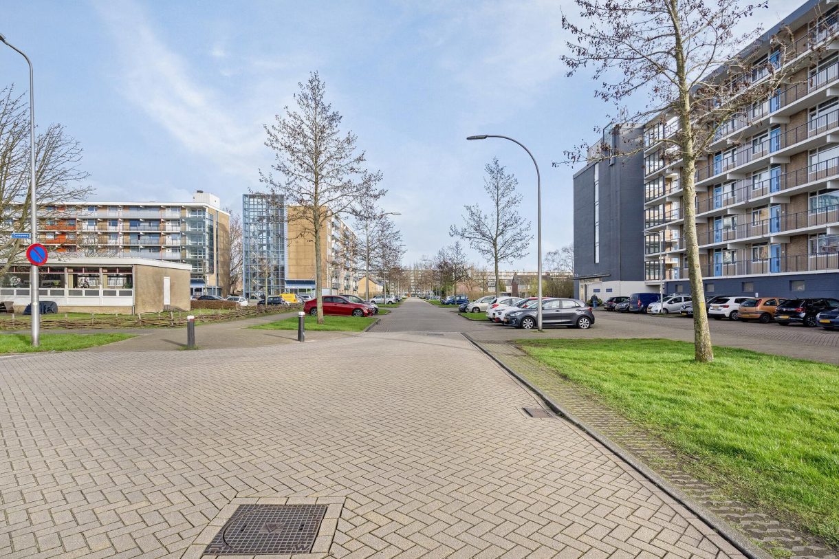 Te koop: Foto Appartement aan de Plutostraat 160 in Alphen aan den Rijn