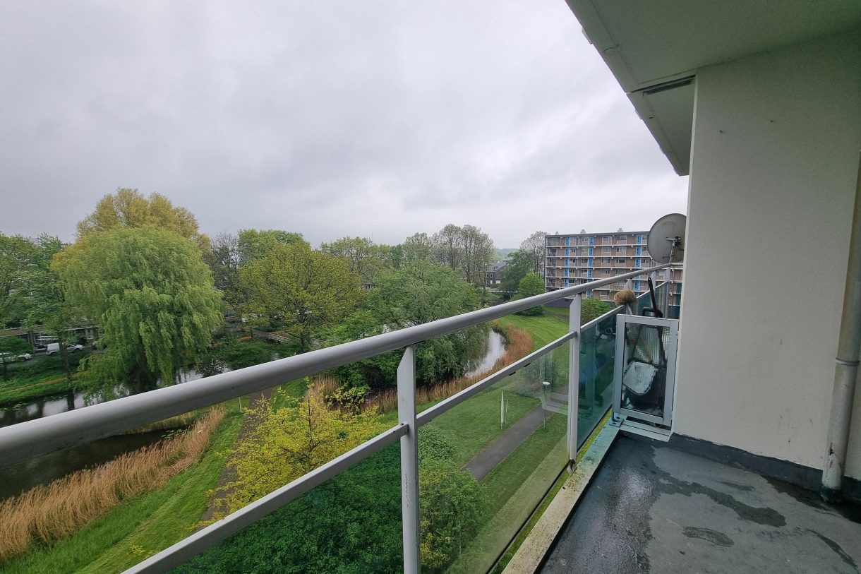 Te koop: Foto Appartement aan de Plutostraat 160 in Alphen aan den Rijn