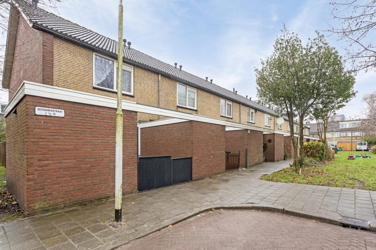 Te koop: Foto Woonhuis aan de Schoenerstraat 19 in Zaandam
