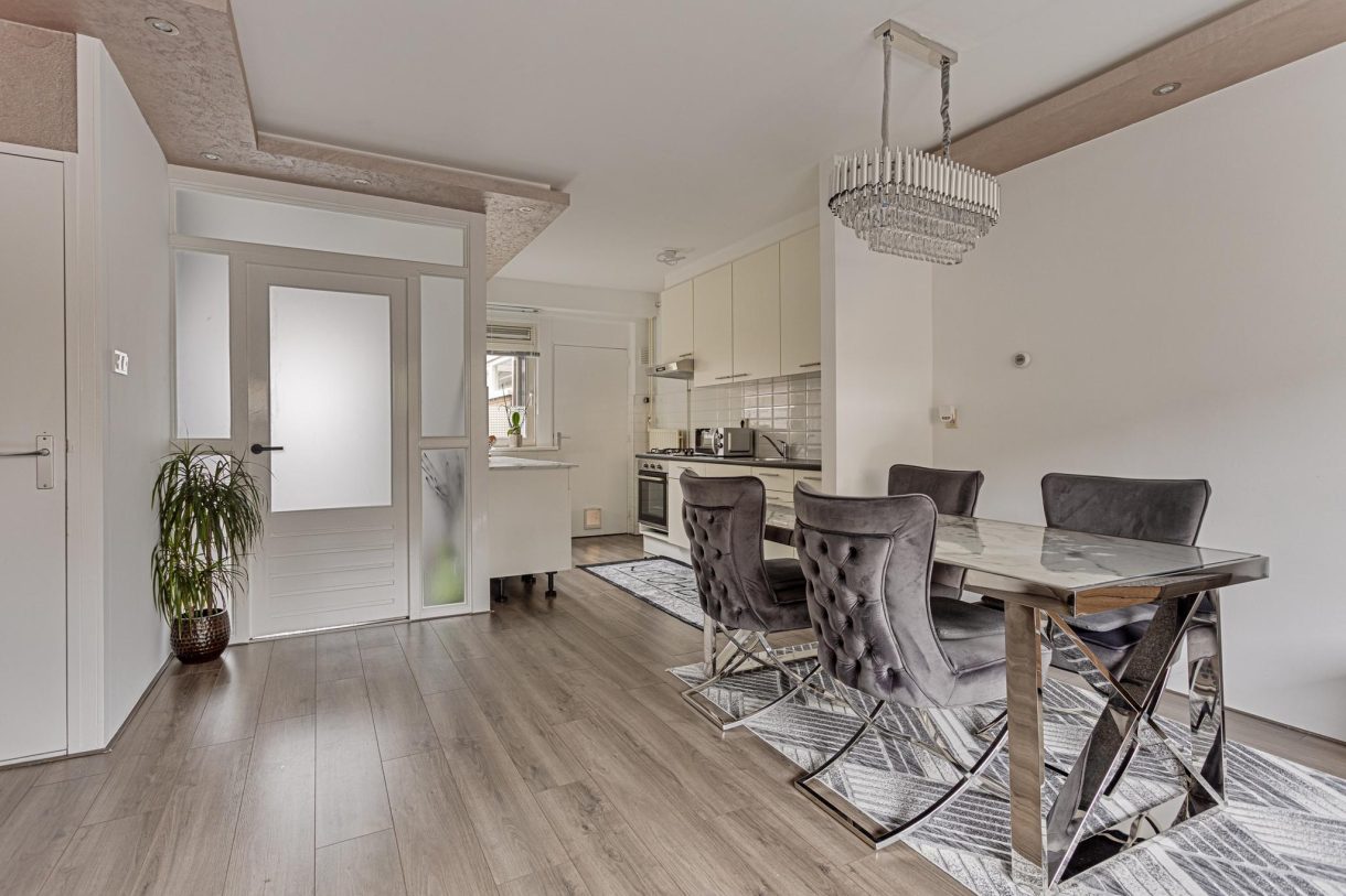 Te koop: Foto Woonhuis aan de Schoenerstraat 19 in Zaandam