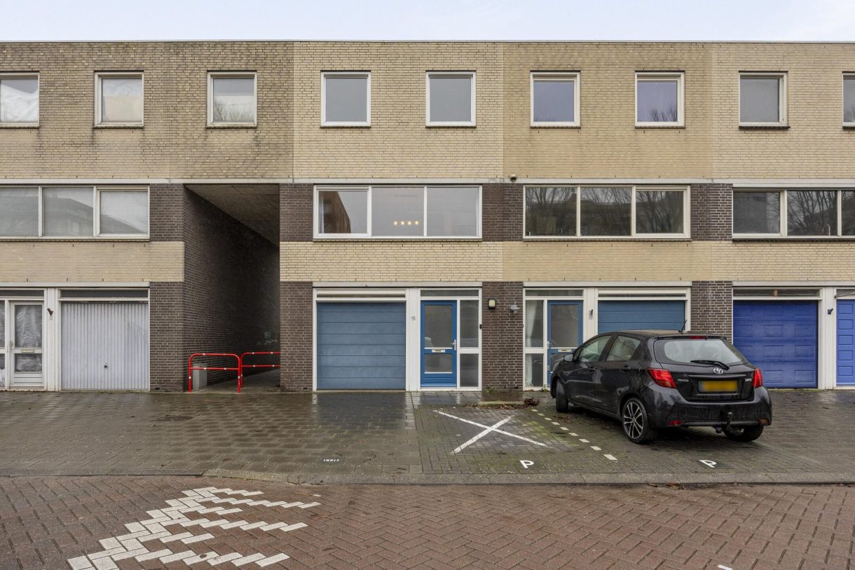 Te koop: Foto Woonhuis aan de Opera 15 in Zaandam