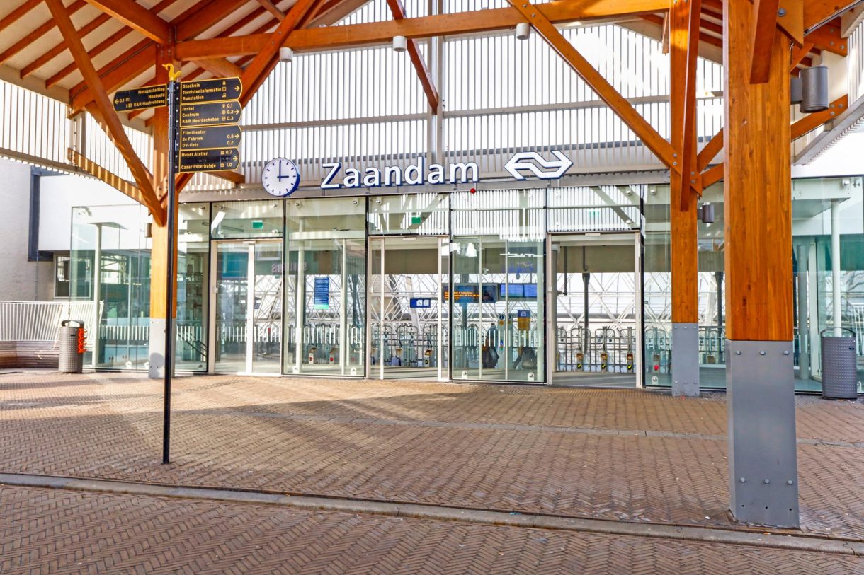 Te koop: Foto Woonhuis aan de Opera 15 in Zaandam