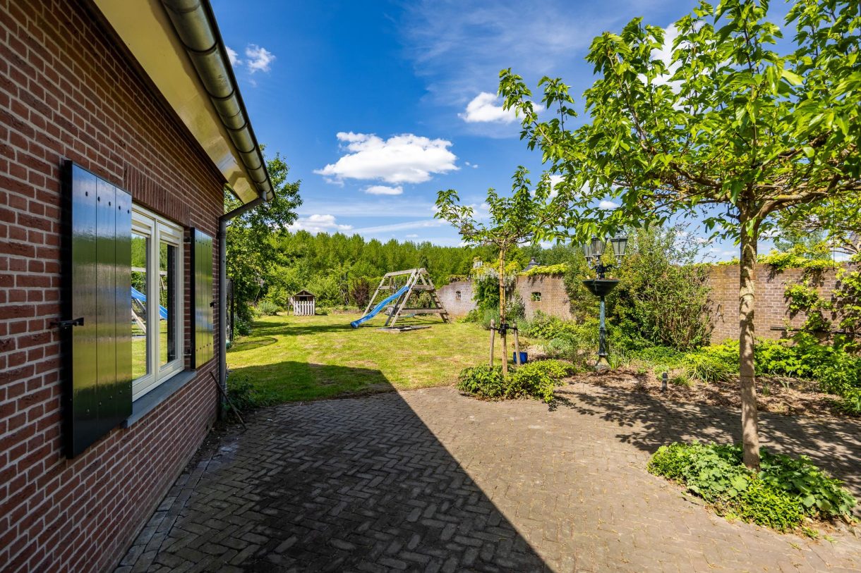 Te koop: Foto Woonhuis aan de Zutphen-Emmerikseweg 141A in Baak