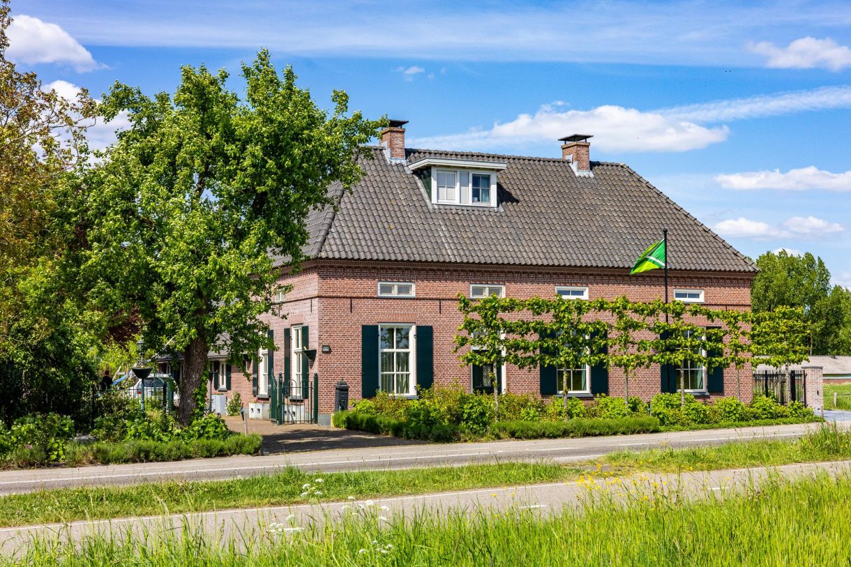 Te koop: Foto Woonhuis aan de Zutphen-Emmerikseweg 141A in Baak