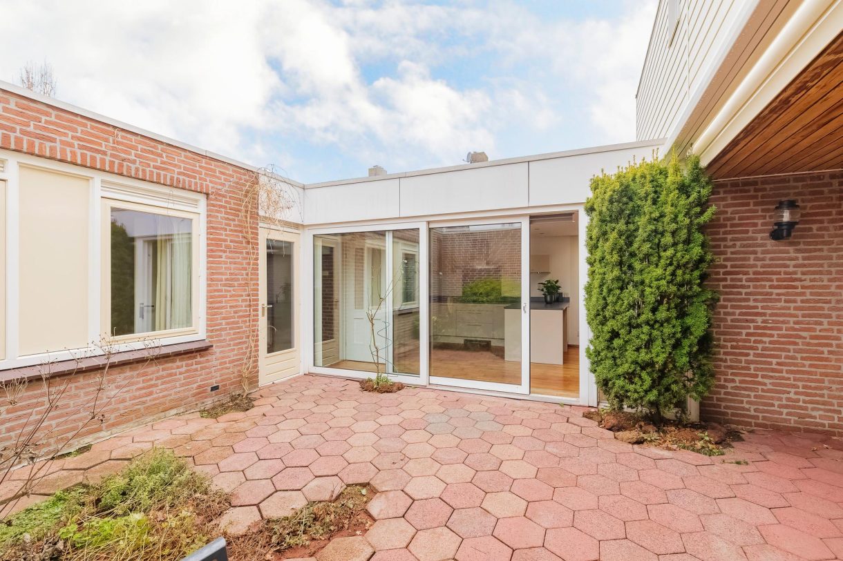 Te koop: Foto Woonhuis aan de Agathapark 22 in Lisse