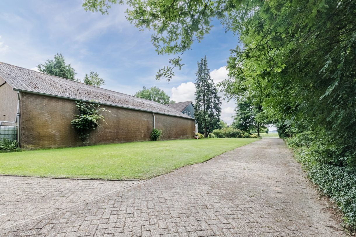 Te koop: Foto Woonhuis aan de Parallelweg 96 in De Krim