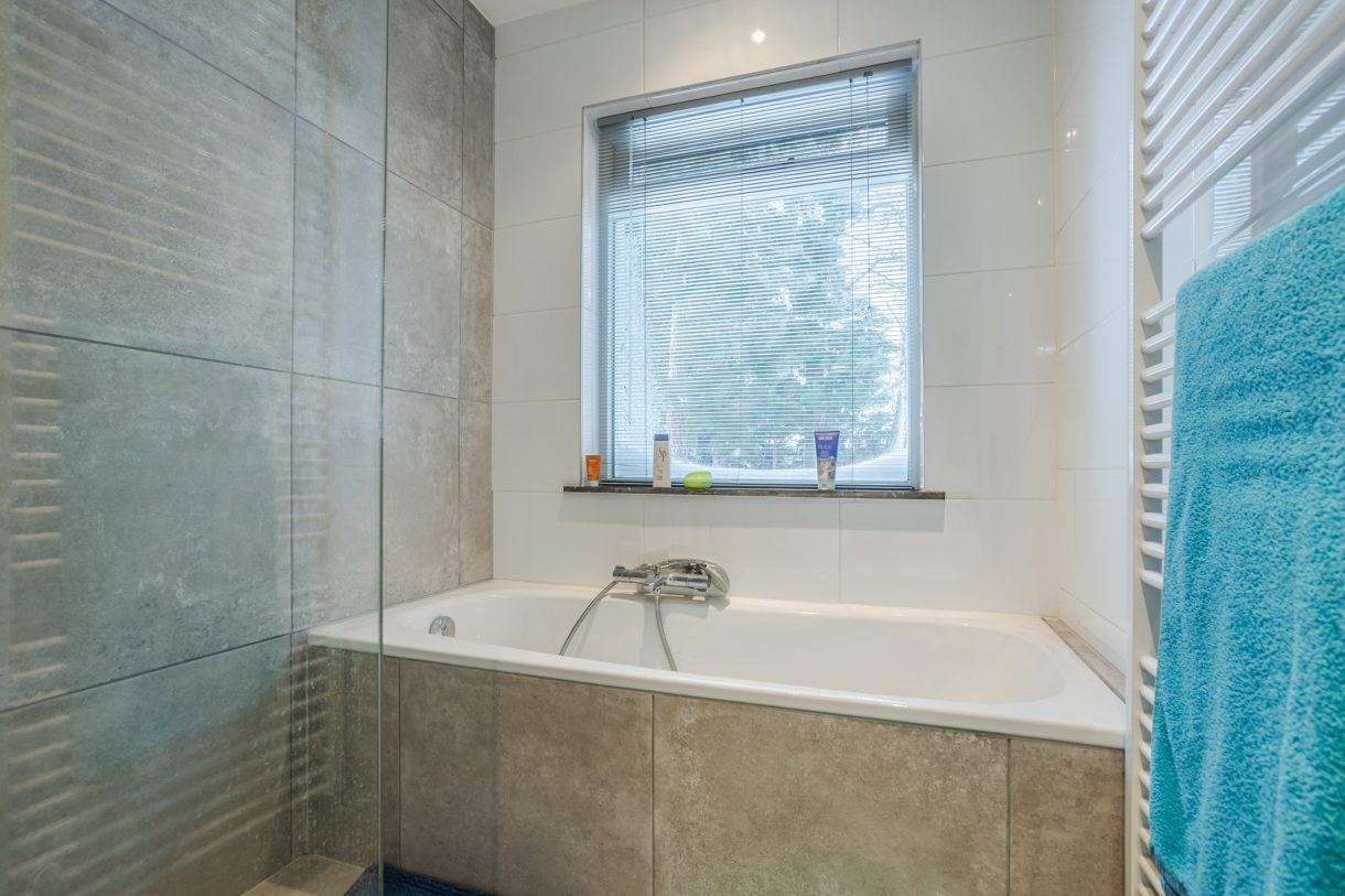 Te koop: Foto Woonhuis aan de Parallelweg 96 in De Krim